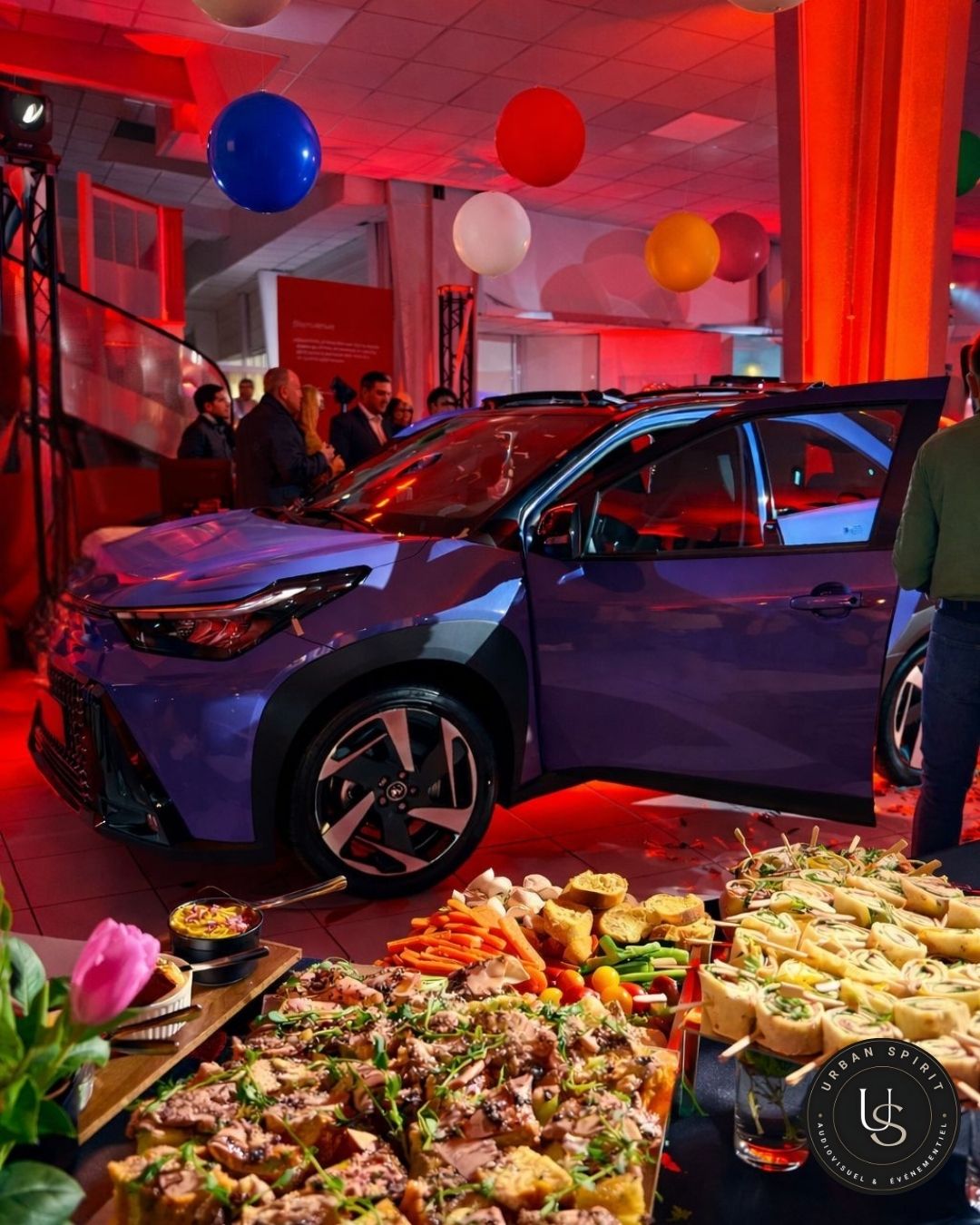 Espace réception soirée corporate Toyota Aix-les-Milles – ambiance chaleureuse et lecture des volumes